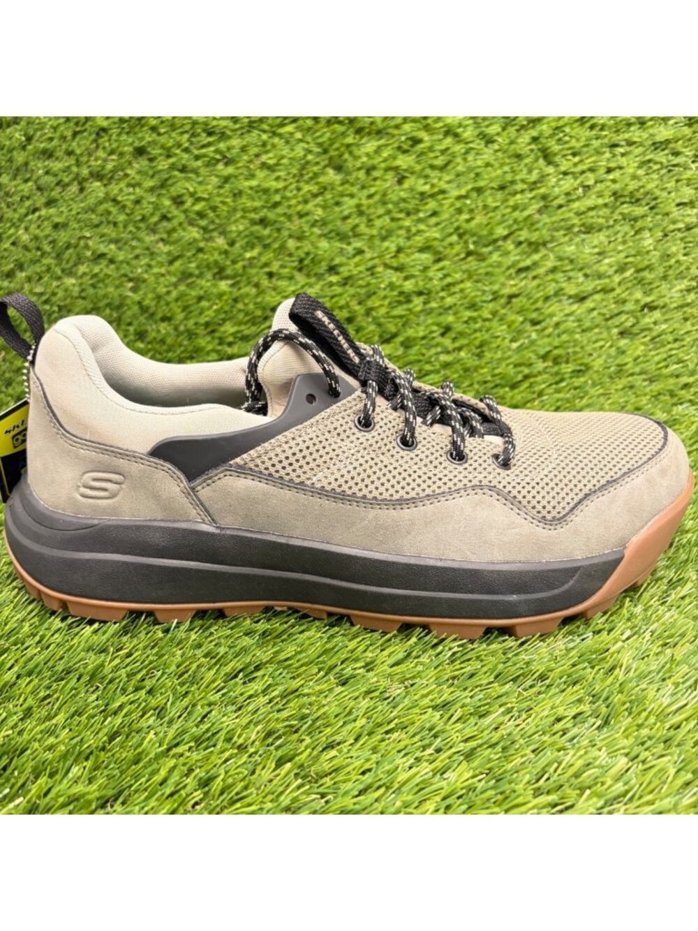 Skechers Cambert Herder Mens Size 9.5 Gray Black Athletic Running Shoes Sneakers